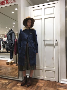 「AVIREX（アヴィレックス）のアイテム（ステンカラーコート）」を使った、Yukieさん（レディース・156cm）の秋コーディネート