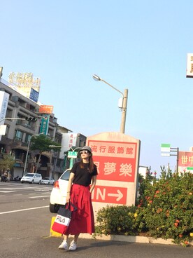 Ellie Suさんのコーディネート