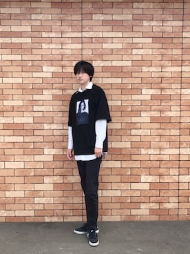 「GU（ジーユー）のアイテム（トップス、ホワイト系）」を使った、宮内慧人(KEITO)さん（メンズ・172cm）の春コーディネート