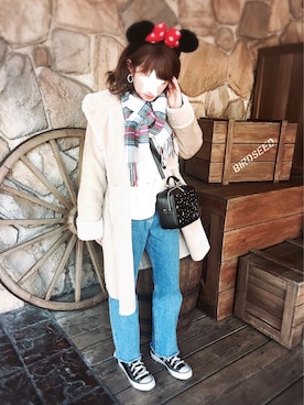 「ディズニー」｜「アイテム（ムートンコート）」を使った、chihirooさん（レディース・151cm）の冬コーディネート