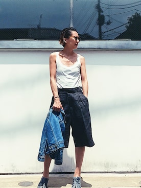 FUMIKA_UCHIDAのタンクトップを使った人気ファッション