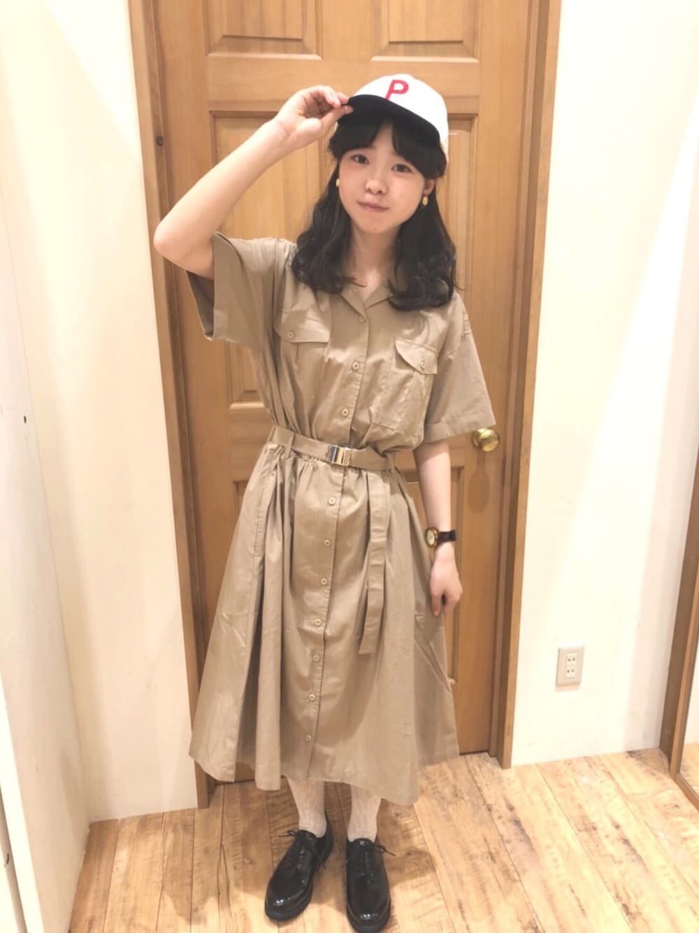 「サマンサモスモス、エヘカソポ、Samansa Mos2、ehka sopo、ベージュ、ワンピースとタイツ、summer」｜「ehka sopoのアイテム（ワンピース、ベージュ系）」を使った、すずおきさん（レディース・161cm）の春コーディネートの1枚目の写真