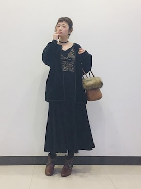 「VINTAGE（ヴィンテージ）のアイテム（かごバッグ）」を使った、yukoさん（レディース・167cm）の冬コーディネート