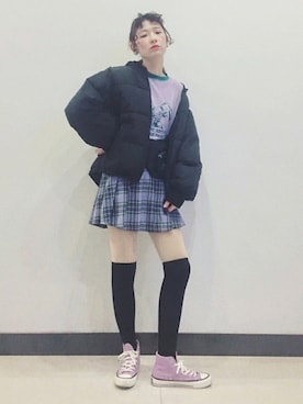 「ニーハイソックス」｜「アイテム（その他）」を使った、yukoさん（レディース・167cm）の冬コーディネート