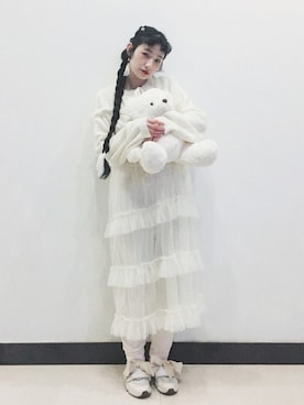 「present（プレゼント）のアイテム（イヤリング）」を使った、yukoさん（レディース・167cm）の冬コーディネート