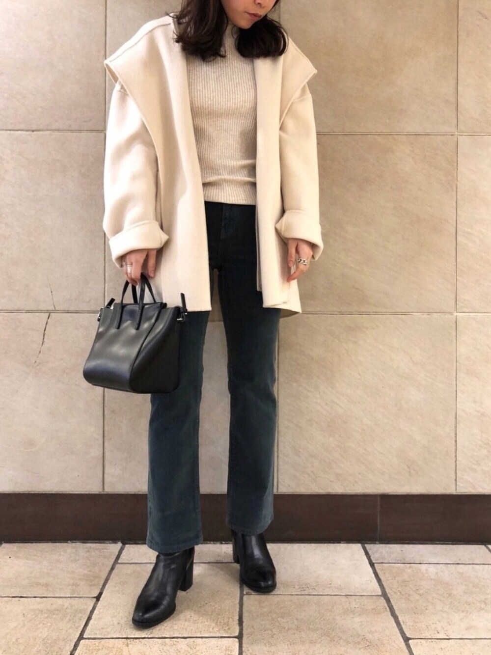 人気✨サロンアダムエロペ ウールカシミヤ無双仕立てフード付きミドル丈コート SALON adam et rope'（サロン アダム エ ロペ）の「ウールカシミヤ無双