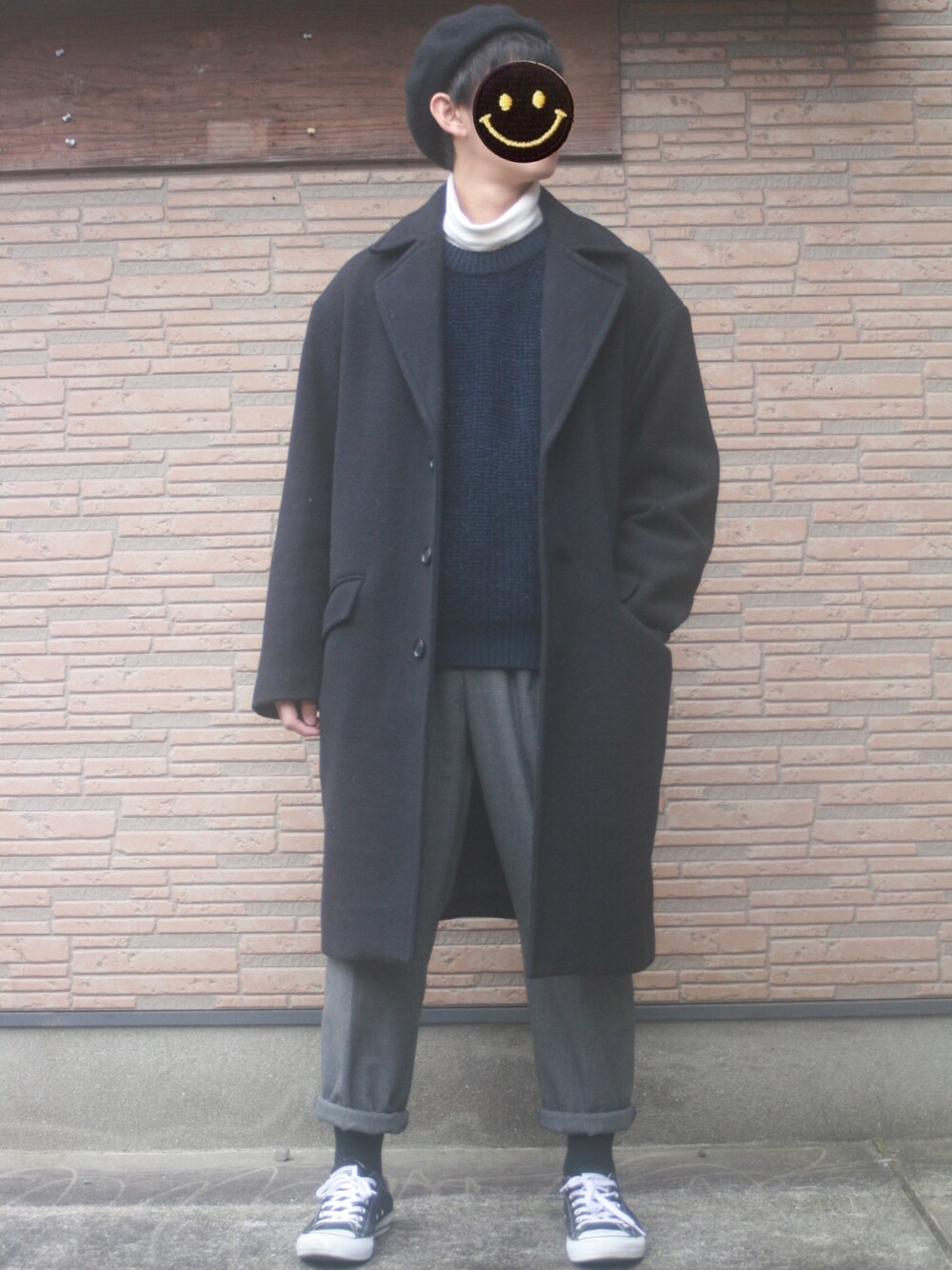 「GLOBAL WORK、オーバーコート、チェスターコート、ハイネック、モールニット、グレンチェック、converse」｜「GLOBAL WORKのメリノウールビッグコート/752429（チェスターコート、ブルー系）」を使った、ぜっきーさん（メンズ・165cm）の冬コーディネートの1枚目の写真