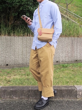 「サックスブルー」｜「アイテム（その他シューズ）」を使った、ぜっきーさん（メンズ・166cm）の秋コーディネート