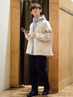 「niko and...（ニコアンド）のアイテム（その他アウター）」を使った、ぜっきーさん（メンズ・165cm・20代）の春コーディネート