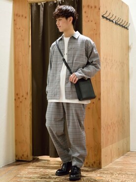 「NUMERALS（ヌメラルズ）のアイテム（Tシャツ/カットソー）」を使った、ぜっきーさん（メンズ・165cm）の春コーディネート