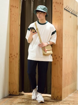 スニーカーを使った テーパードパンツ のメンズ人気ファッションコーディネート Wear スニーカーを使った テーパードパンツ のメンズ人気ファッションコーディネート Wear