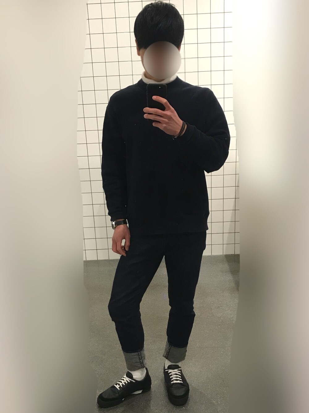 「BEAUTY&YOUTH UNITED ARROWS、JAPANBLUEJEANS、ZDA、knot、デニム、Hanes」｜「BEAUTY&YOUTH UNITED ARROWSのBY ∴ ビッグ スウェット◆（スウェット、ブルー系）」を使った、とーるさん（メンズ・171cm）の冬コーディネートの1枚目の写真