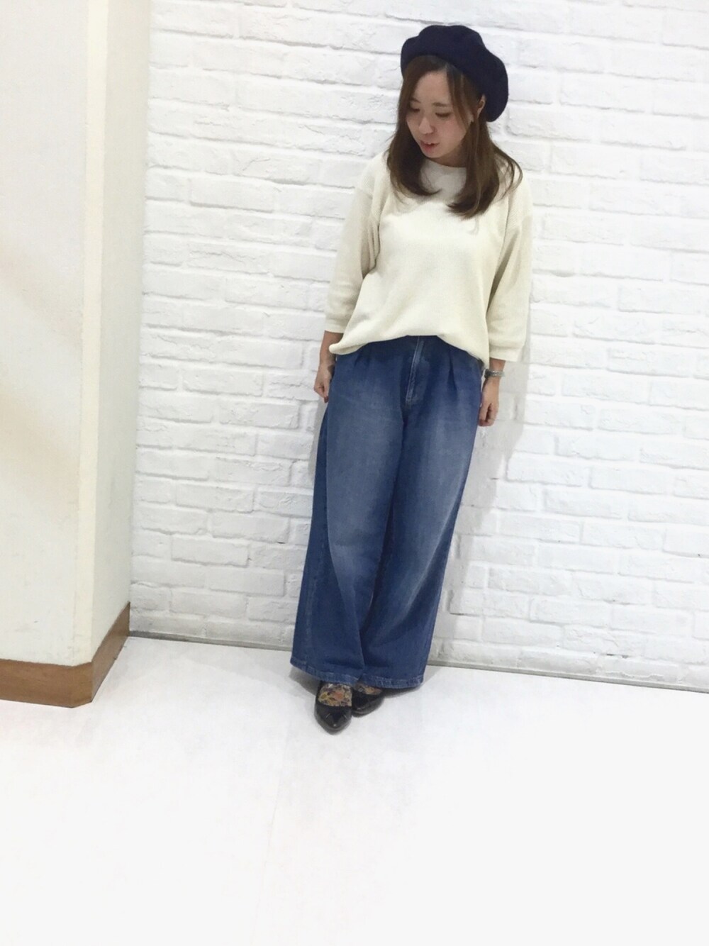「靴下屋、プチプラ、プチプラコーデ」｜「UNIQLOのアイテム（トップス、ホワイト系）」を使った、ちぃさん（レディース・158cm）の冬コーディネートの1枚目の写真