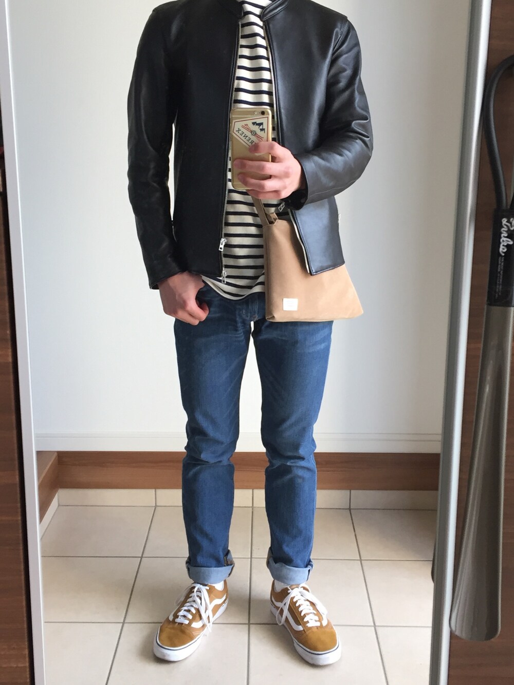 「お洒落さんとつながりたい、休日スタイル、春、デニム、キレイめ、VANS、ボーダー、ライダース」｜「LIDNMのLIDnM/リドム/ラムレザーシングルライダース（ライダースジャケット、ブラック系）」を使った、しょーさん（メンズ・173cm）の春コーディネートの1枚目の写真