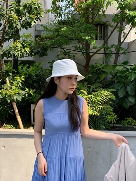 帽子を使った ワンピース スニーカー の人気ファッションコーディネート 地域 韓国 Wear