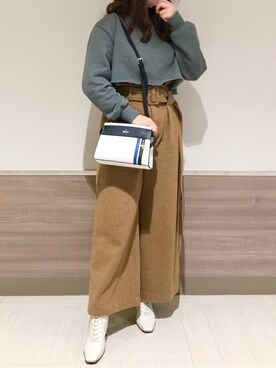 「& chouette（アンドシュエット）のアイテム（ショルダーバッグ）」を使った、&chouette（アンドシュエット）さん（レディース・160cm）の春コーディネート