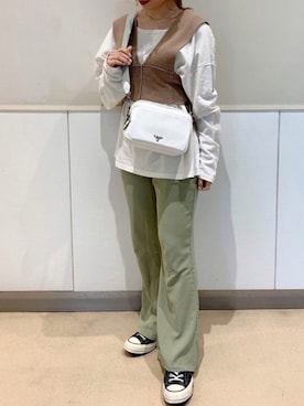 「& chouette（アンドシュエット）のアイテム（ショルダーバッグ）」を使った、&chouette（アンドシュエット）さん（レディース・157cm）の春コーディネート