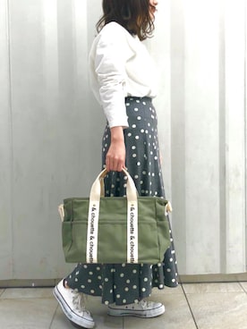「& chouette（アンドシュエット）のアイテム（トートバッグ）」を使った、&chouette（アンドシュエット）さん（レディース・156cm）の春コーディネート