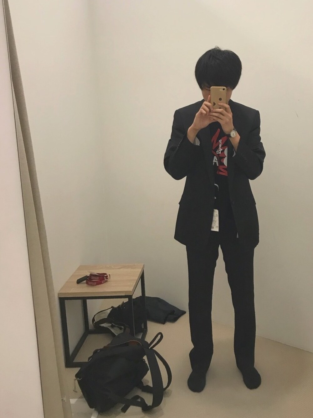 「スーツスタイル、セットアップ」｜「DOLCE&GABBANAのアイテム（スーツジャケット、ブラック系）」を使った、chikurinさん（メンズ・171cm）の秋コーディネートの1枚目の写真