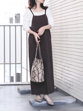 「巾着バッグ」｜「アイテム（レインシューズ）」を使った、haushinkaさん（レディース・157cm）の春コーディネート