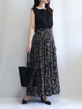 「巾着バッグ」｜「アイテム（レインシューズ）」を使った、haushinkaさん（レディース・157cm）の秋コーディネート