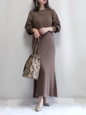 「巾着バッグ」｜「アイテム（レインシューズ）」を使った、haushinkaさん（レディース・157cm）の秋コーディネート