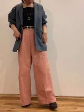 「コーデュロイパンツ」｜「アイテム（セットアップ）」を使った、emiさん（レディース・155cm）の秋コーディネート