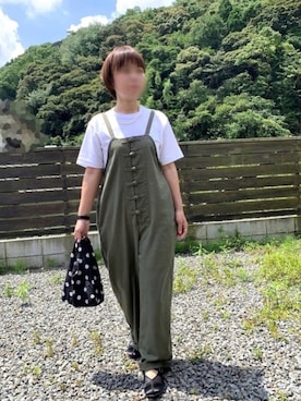 「RAG MACHINE（ラグマシーン）のアイテム（サロペット/オーバーオール）」を使った、emiさん（レディース・155cm）の夏コーディネート