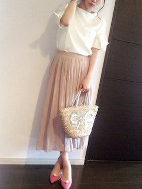 「Language（ランゲージ）のアイテム」を使った、北脇可奈子さん（レディース・158cm）の春コーディネート