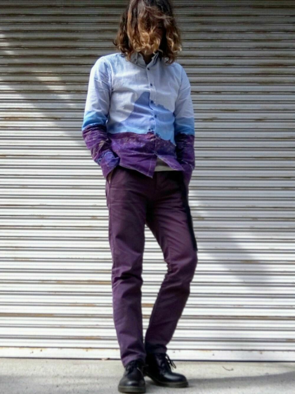 「秋のコーデ、シャツスタイル、柄シャツ、パープル、パープルコーデ、パープルパンツ、LAD MUSICIAN、ドクターマーチン、OMEGA シーマスター、古着MIX」｜「LAD MUSICIANのアイテム（シャツ/ブラウス、パープル系）」を使った、Teddy bear🧸さん（メンズ・176cm）の秋コーディネートの1枚目の写真