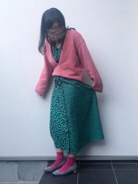 ワンピース ドレス グリーン系 を使った ピンクニット の人気ファッションコーディネート Wear