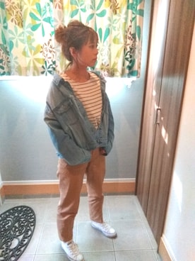 「キャメル」｜「アイテム（デニムジャケット）」を使った、Ayuko さん（レディース・155cm）の冬コーディネート