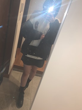 「アイテム（ドレスシューズ、グリーン系）」を使った、N.さん（レディース・160cm）の冬コーディネート