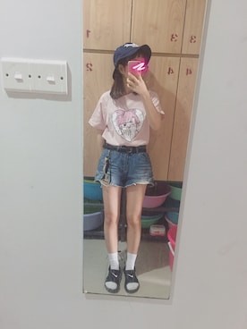 「NIKE（ナイキ）のアイテム（サンダル、ブラック系）」を使った、mango_goさん（レディース・151cm）の春コーディネート