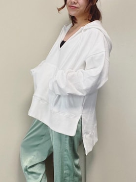 「LA BELLE ETUDE（ラベルエチュード）のアイテム（パーカー）」を使った、おみそさん（レディース・159cm）の春コーディネート
