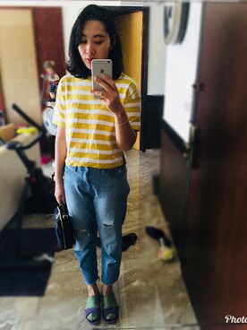 「GU（ジーユー）のアイテム（Tシャツ/カットソー、イエロー系）」を使った、Debby yangさん（レディース・171cm）の春コーディネート