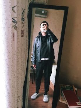 「低身長」｜「アイテム（ムートンコート）」を使った、蟹老板さん（メンズ・165cm）の秋コーディネート