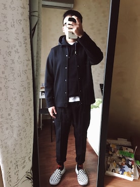 「COS（コス）のアイテム（ブルゾン）」を使った、蟹老板さん（メンズ・165cm）の冬コーディネート