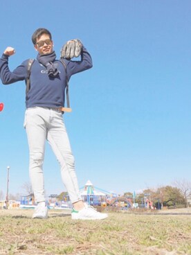 「TOMMY HILFIGER（トミーヒルフィガー）のアイテム（マフラー）」を使った、たかさん（メンズ・180cm）の夏コーディネート