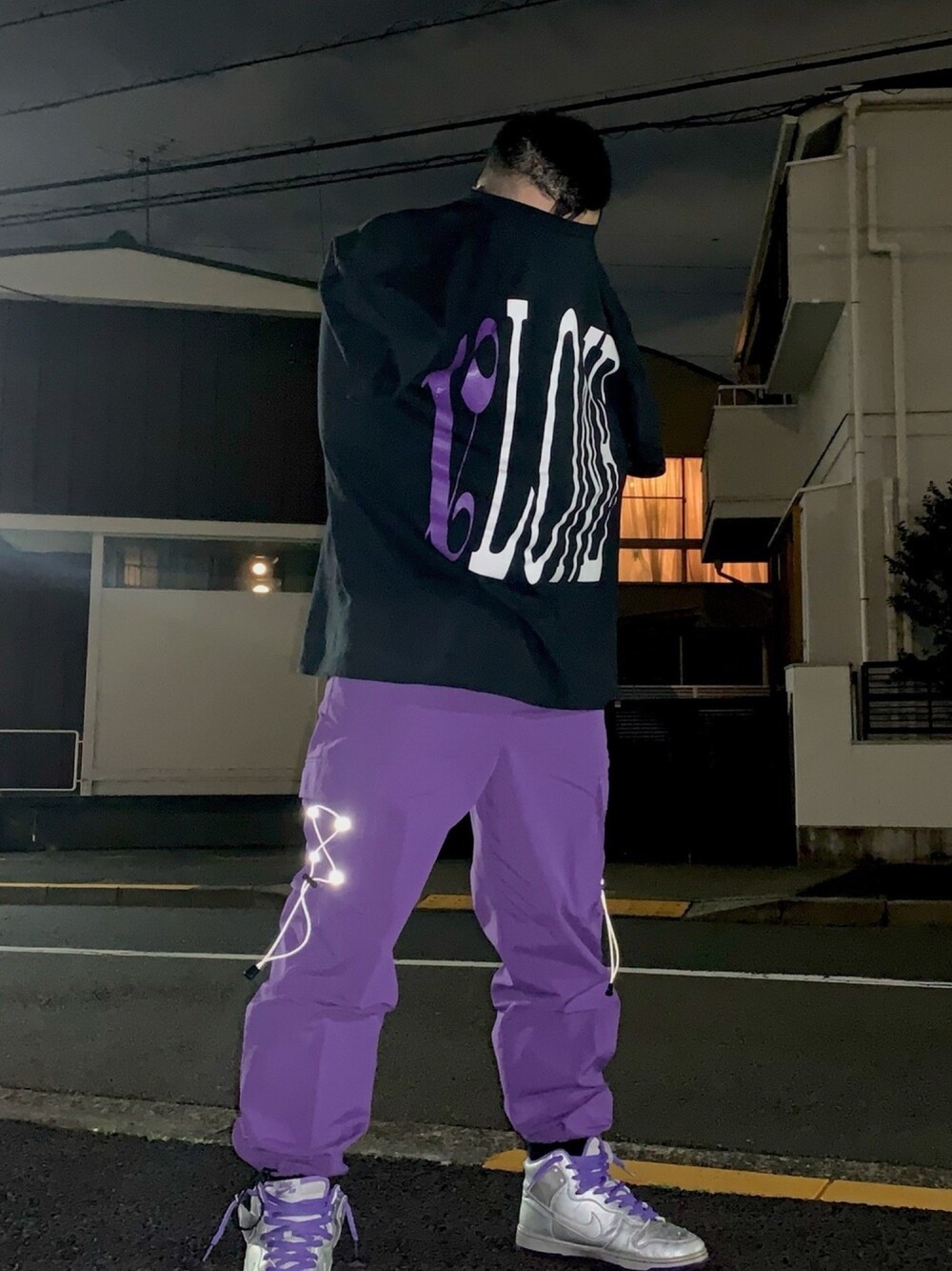「お洒落さんとつながりたい、いいね、save、フォローお願いします🤑、いいね返し、紫」｜「VLONEのアイテム（Tシャツ/カットソー、パープル系）」を使った、ほーたさん（メンズ・170cm）の冬コーディネートの1枚目の写真