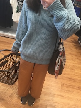 「ライトブルー」｜「アイテム（財布/小物）」を使った、しゃもじさん（レディース・158cm）の冬コーディネート