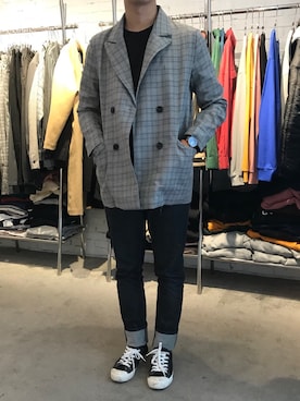 「アイテム（フォーマルスーツ/小物）」を使った、黃玟儕さん（メンズ・177cm・10代）の冬コーディネート