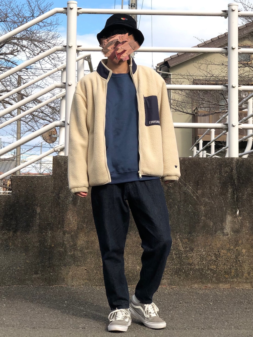 「ボアジャケット、ボア、大人カジュアル、冬コーデ、いいね、save、フォローお願いします🤑、プチプラ、私の推しブランド、着回しコーデ、休日スタイル、休日コーデ」｜「FRUIT OF THE LOOMの【FRUIT OF THE LOOM(フルーツ オブ ザ ルーム)】別注コーデュロイバケットハット（ハット、ブラック系）」を使った、りゅうさん（メンズ・172cm）の冬コーディネートの1枚目の写真