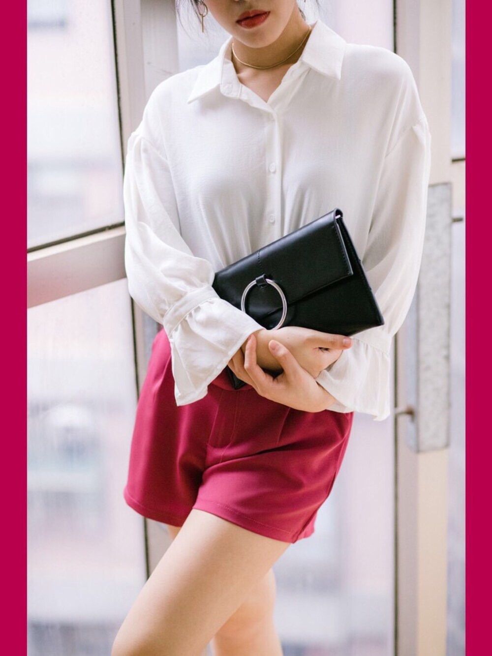 「時尚、穿搭、襯衫、短褲、girl、girl style、like、fashion、ootd、outfit」｜「week:9のアイテム（シャツ/ブラウス、ホワイト系）」を使った、Krystal Chenさん（レディース・163cm）の春コーディネートの1枚目の写真
