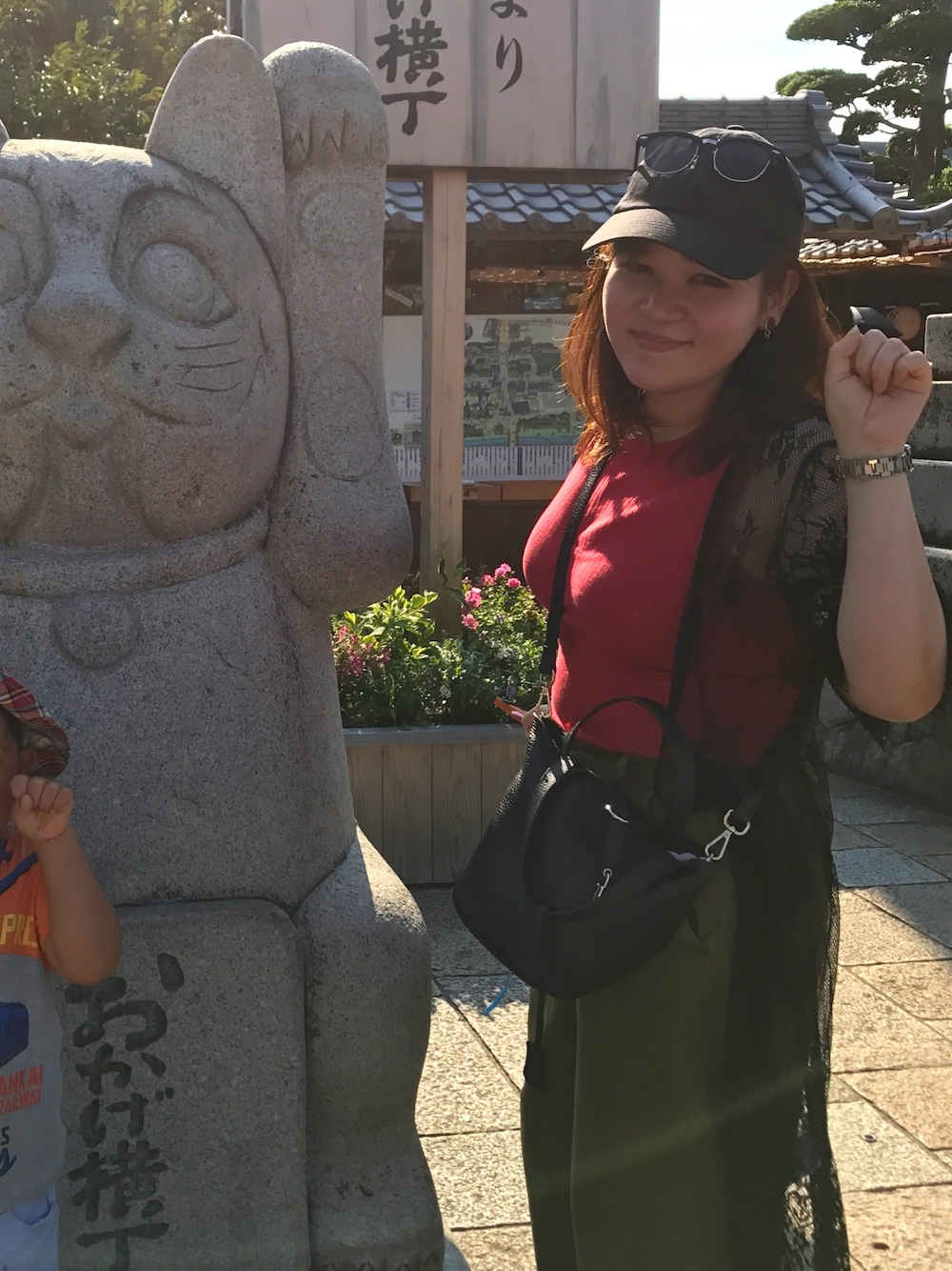 「カジュアル、ootd、大人ガーリー、伊勢神宮」｜「TODAYFULのSteve's サングラス（サングラス、ブラック系）」を使った、hidemiさん（レディース・155cm）の夏コーディネートの1枚目の写真