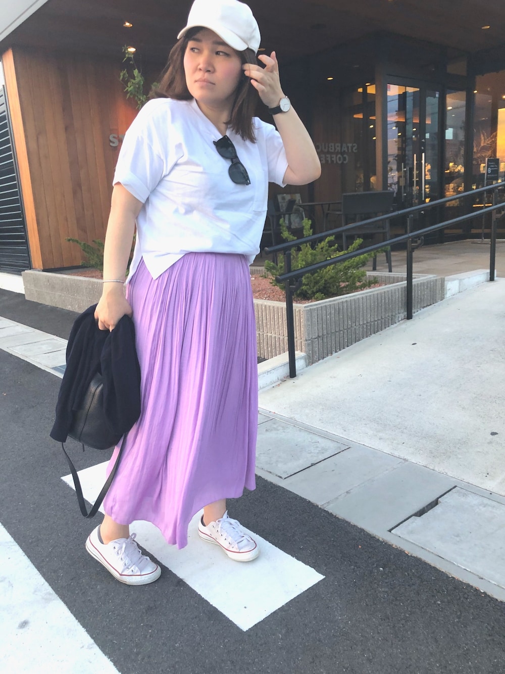 「オトナカジュアル、ootd、シンプルコーデ」｜「CIAOPANICのマットサテンキャップ（キャップ、ホワイト系）」を使った、hidemiさん（レディース・155cm）の夏コーディネートの1枚目の写真
