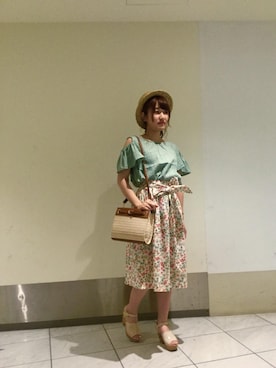 マジェスティックレゴン天王寺ミオ店スタッフさん（レディース・156cm）の春コーディネート