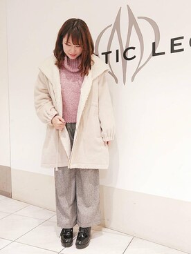「フードコート」｜「アイテム（その他シューズ）」を使った、マジェスティックレゴン天王寺ミオ店スタッフさん（レディース・156cm）の秋コーディネート