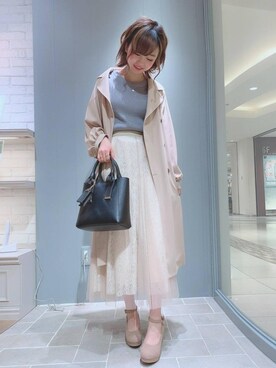 「お呼ばれ」｜「アイテム（トレンチコート）」を使った、マジェスティックレゴン天王寺ミオ店スタッフさん（レディース・156cm）の冬コーディネート
