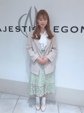 「ピュアリボンブラウス」｜マジェスティックレゴン天王寺ミオ店スタッフさん（レディース・156cm）の春コーディネート